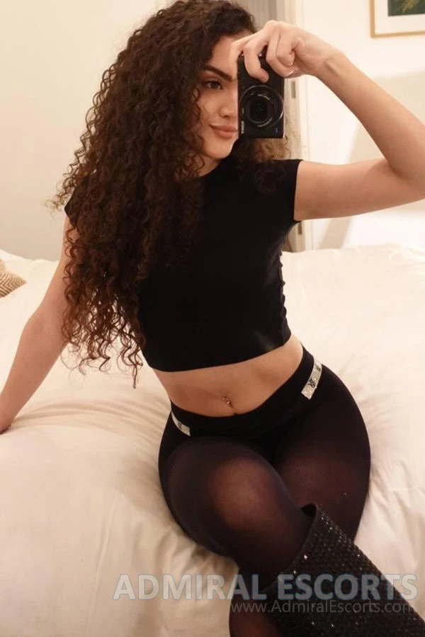 Barely Legal London Escort Latifa