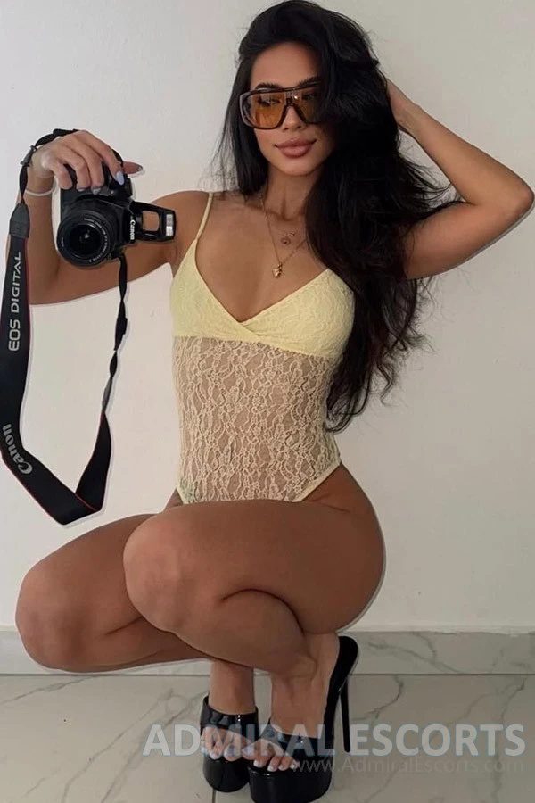 Kinky London Escort Zemma