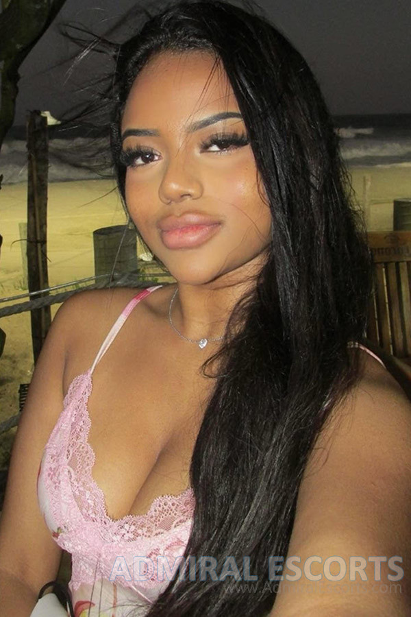 18 Year Old Uk London Escort Zargoza