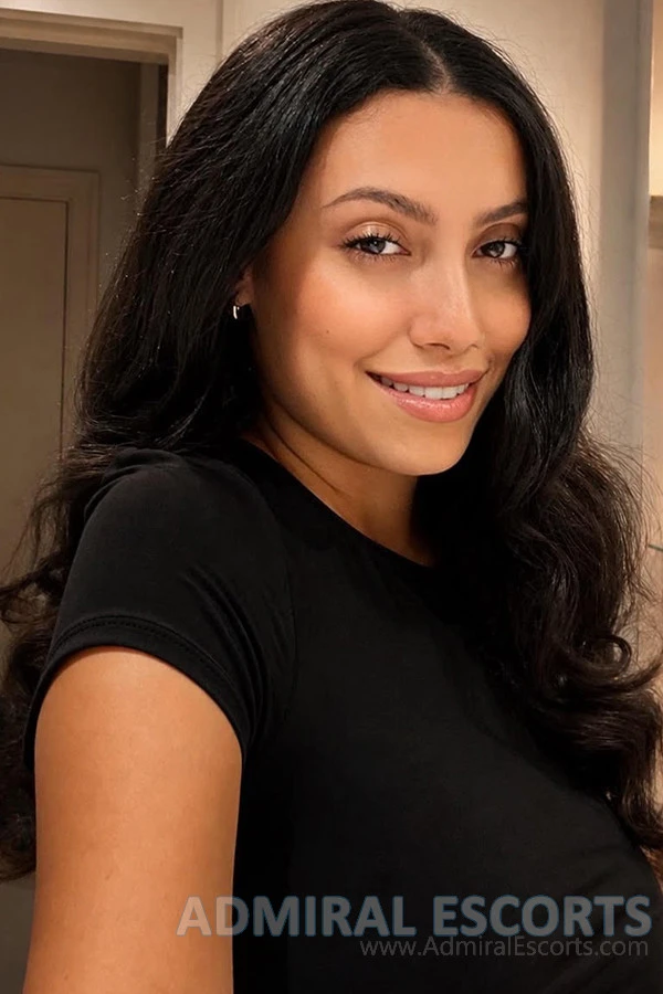 Mulatto London Escort Indira