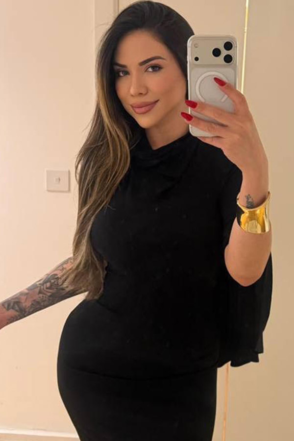 Booty Latina London Escort Sonnet