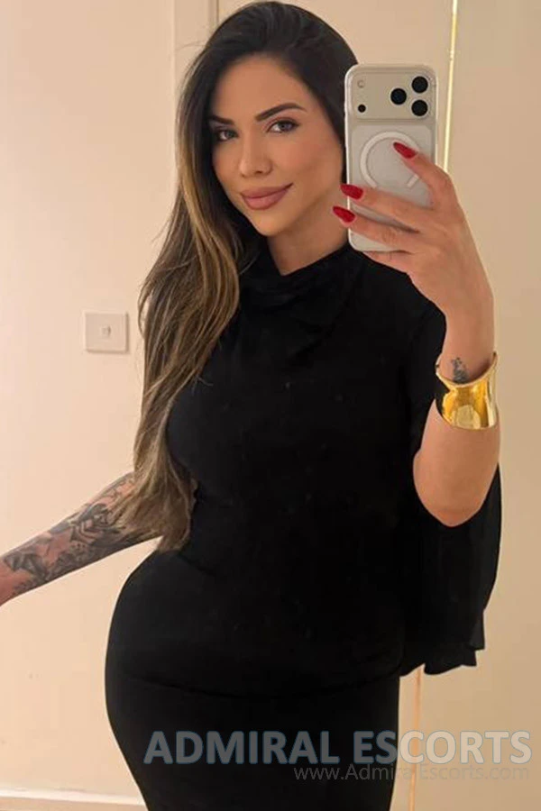 Booty Latina London Escort Sonnet