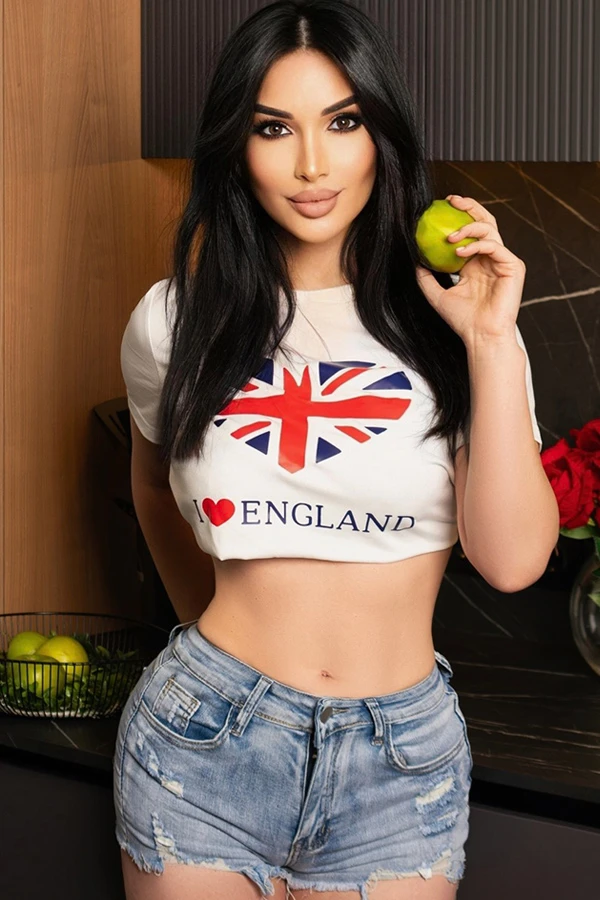 Big Ass London Escort Narcissa 34C Dolls And Roses Agency A Level Rim