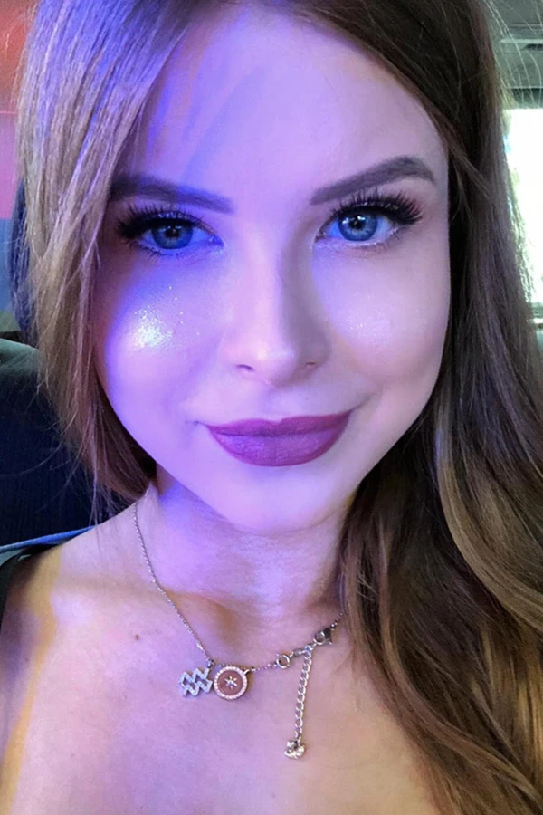 Big Ass Natural Boobs Tall Party Massage London Escort Blush