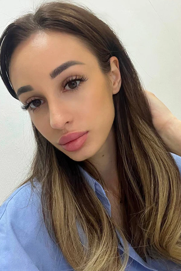 Skinny London Escort Ocean