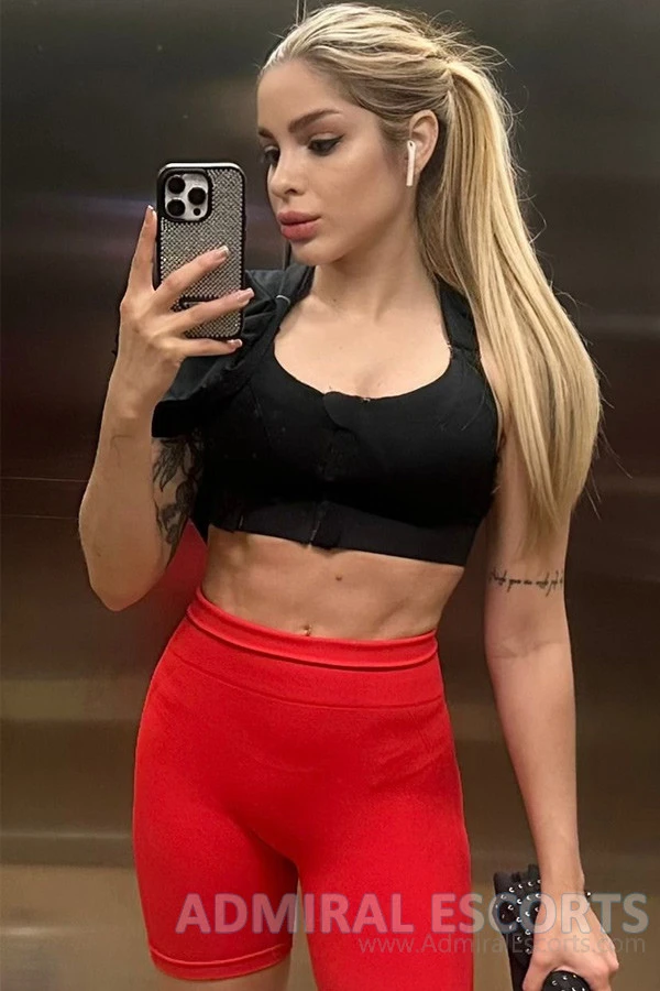 Tits In Tops London Escort Leocadia