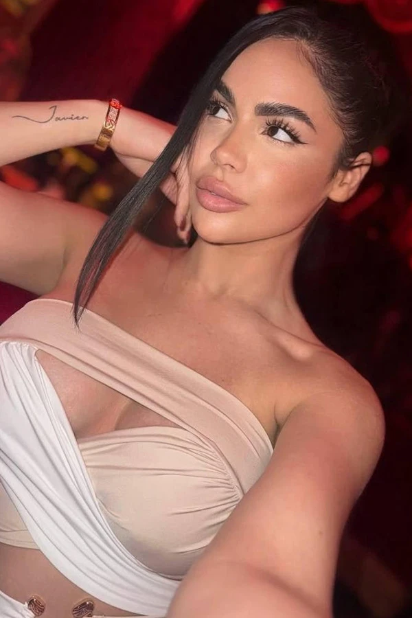 BBL Brazilian Butt London Escort Betta