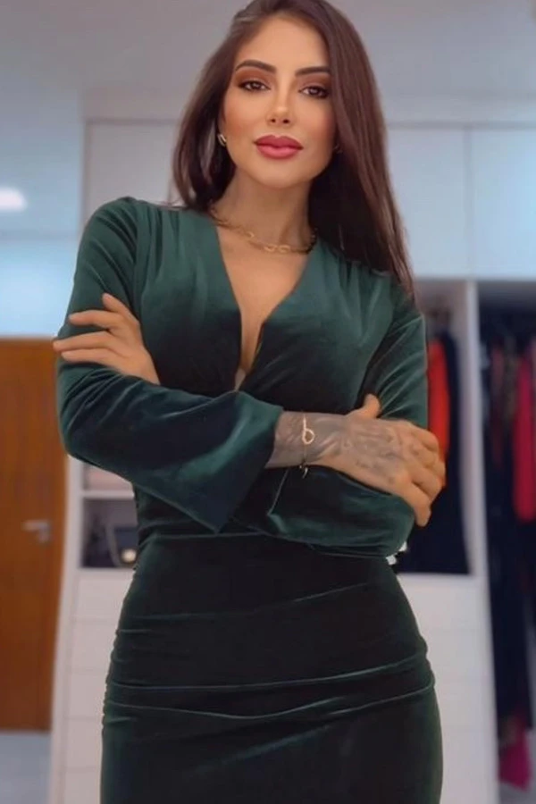 Shower Together London Escort Freesia