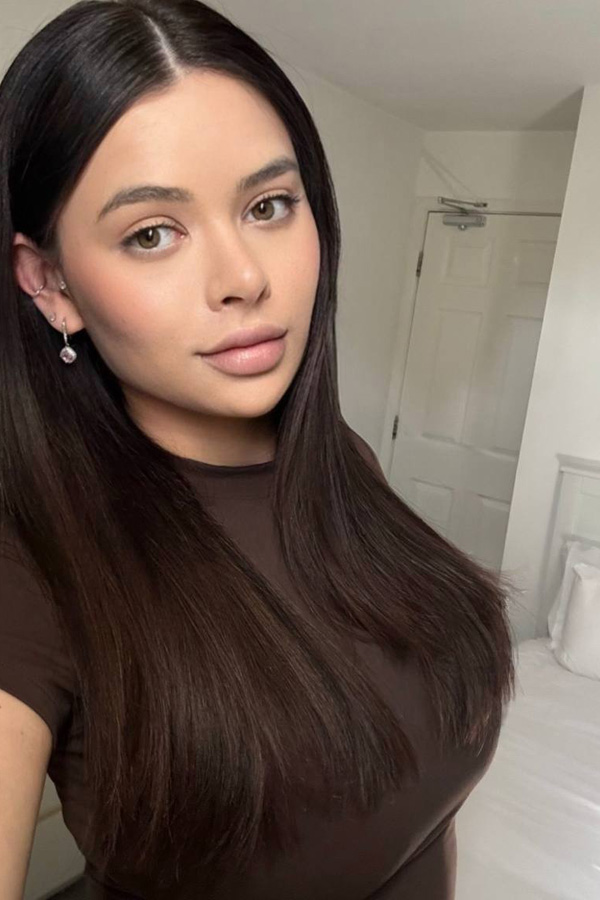 Pierced Nipples Girl London Escort Minola