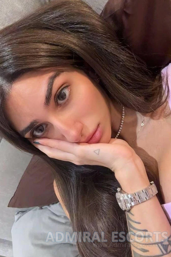 Anorexic London Escort Greeta