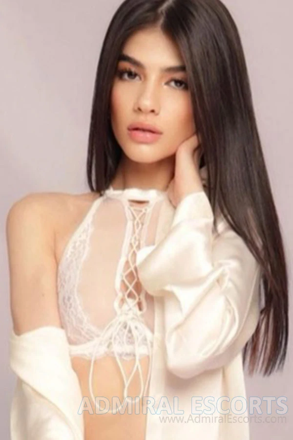 Gorgeous London Escort Malina