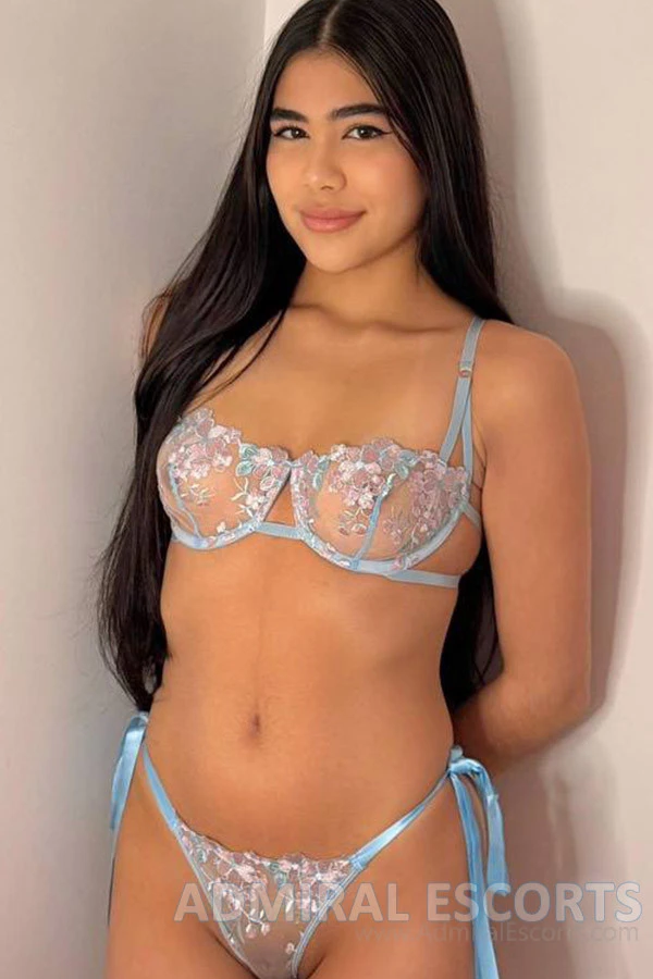 Teen London Escort Masakra