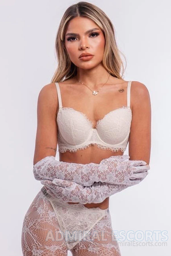 Super Skinny Anorexic London Escort Raffaella